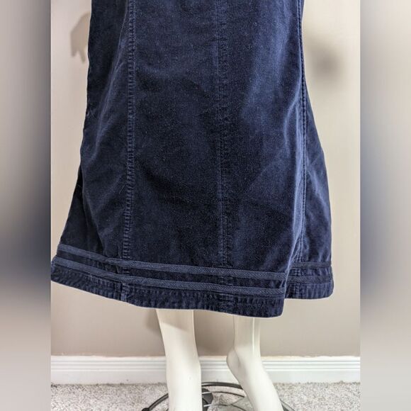 Laura Ashley Velour dress in Navy Blue front pockets, sleeveless, Vintage size 6 - Picture 5 of 9